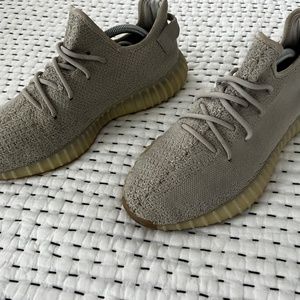YEEZY BOOST 350 V2 Sesame 9.5 Men's